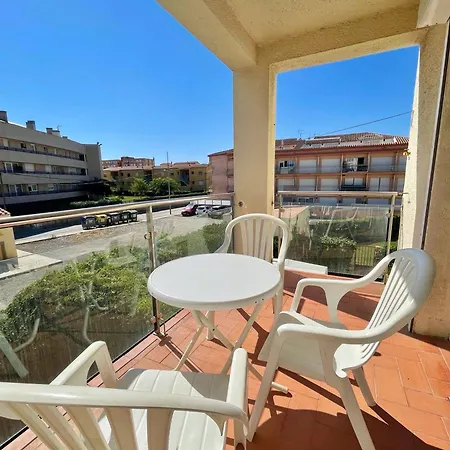 Mundel 2-2 Apartment *